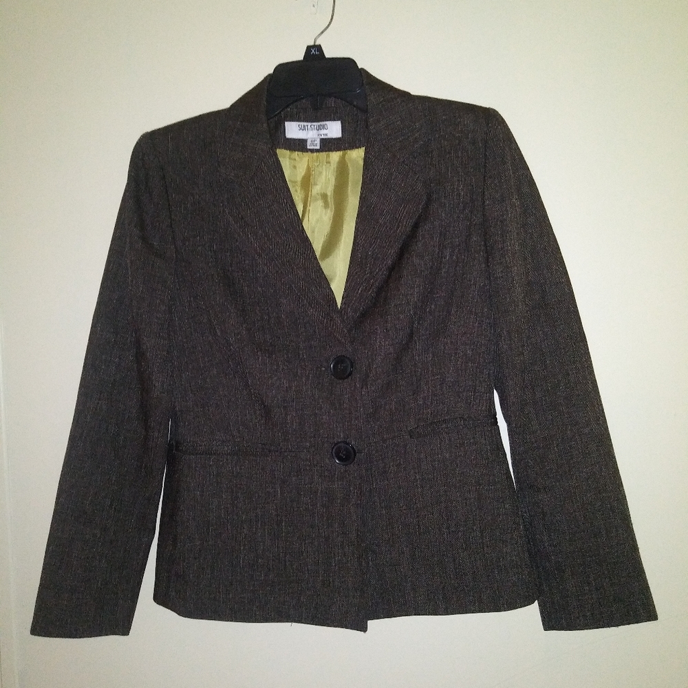 Studio New york women's suit